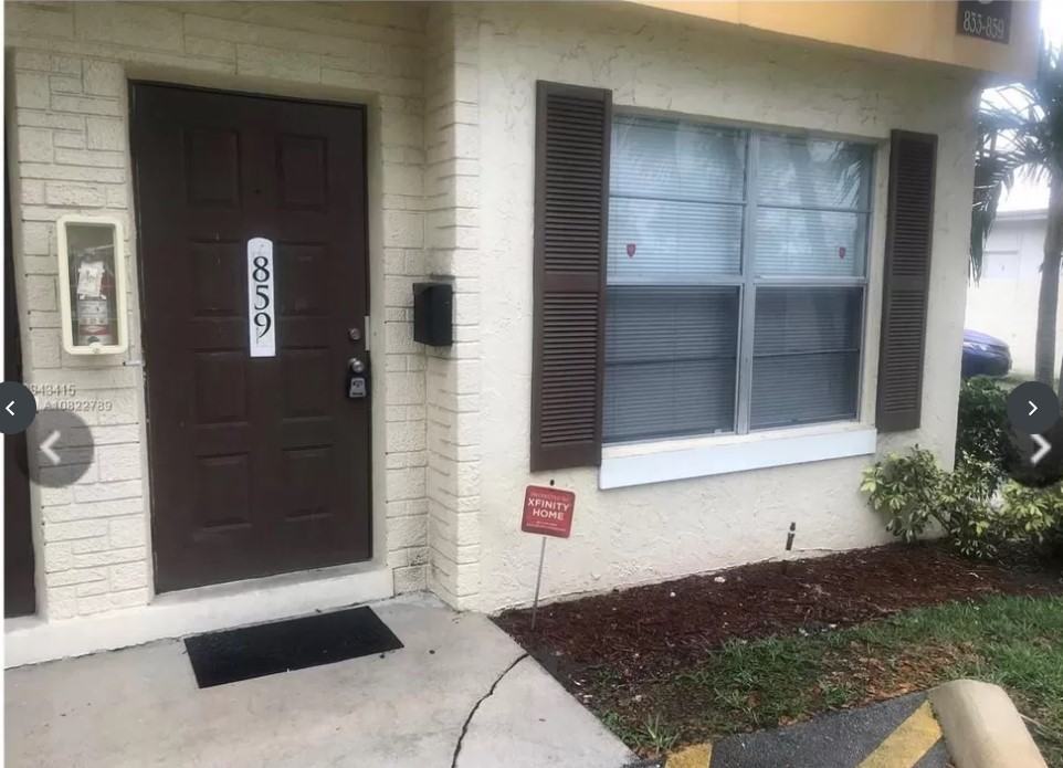 859 Nw 46th Ave #859 - Photo 2 of 10