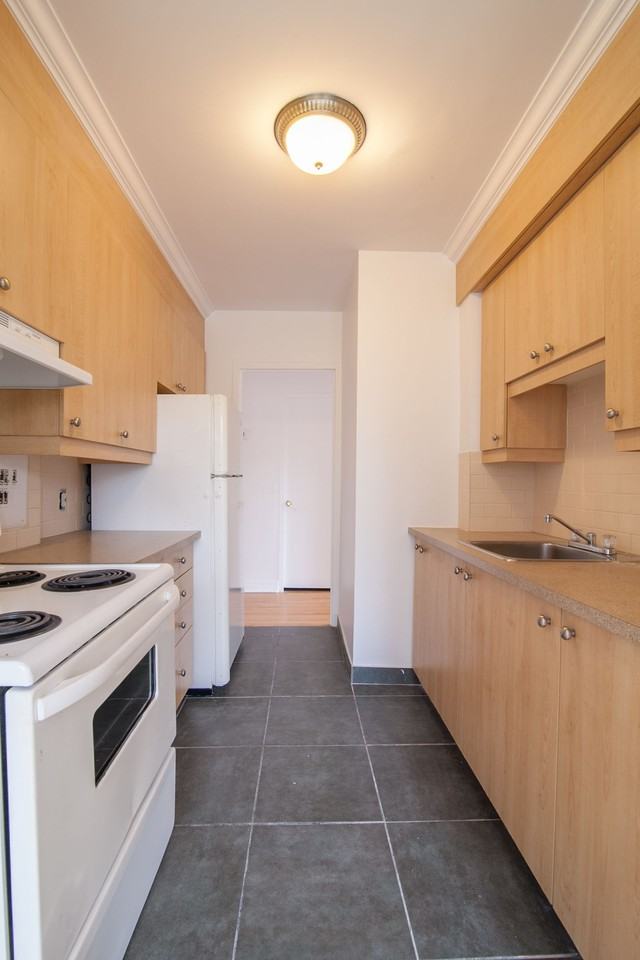 6525 Côte-Saint-Luc - Photo 3 of 15