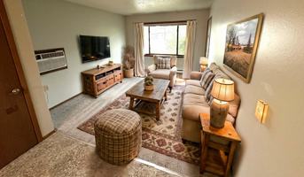 featured image of 608 W 3rd St #1