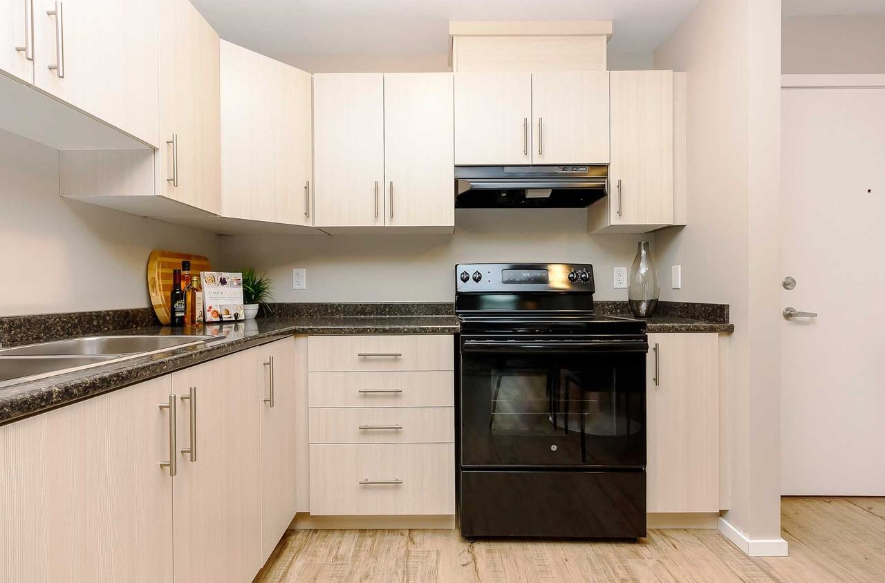 Anderton Place - Photo 4 of 14