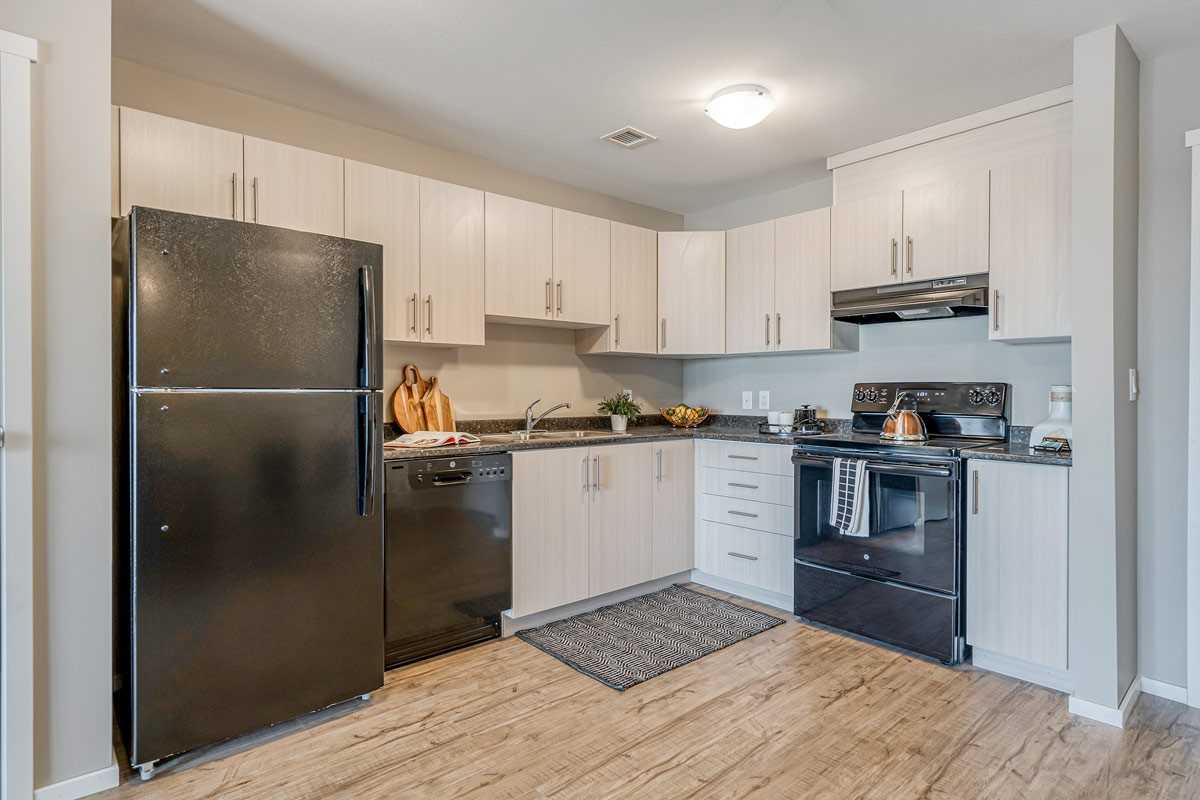 Lakecrest Apartments - Photo 7 of 14