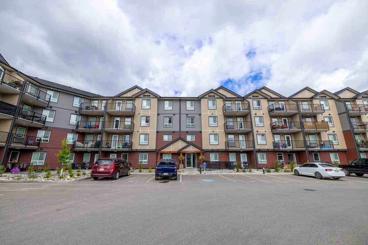 Fourwinds Crossing - Photo 2 of 18