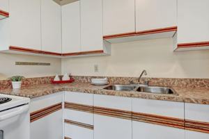 featured image of 9702 Prairie Rd