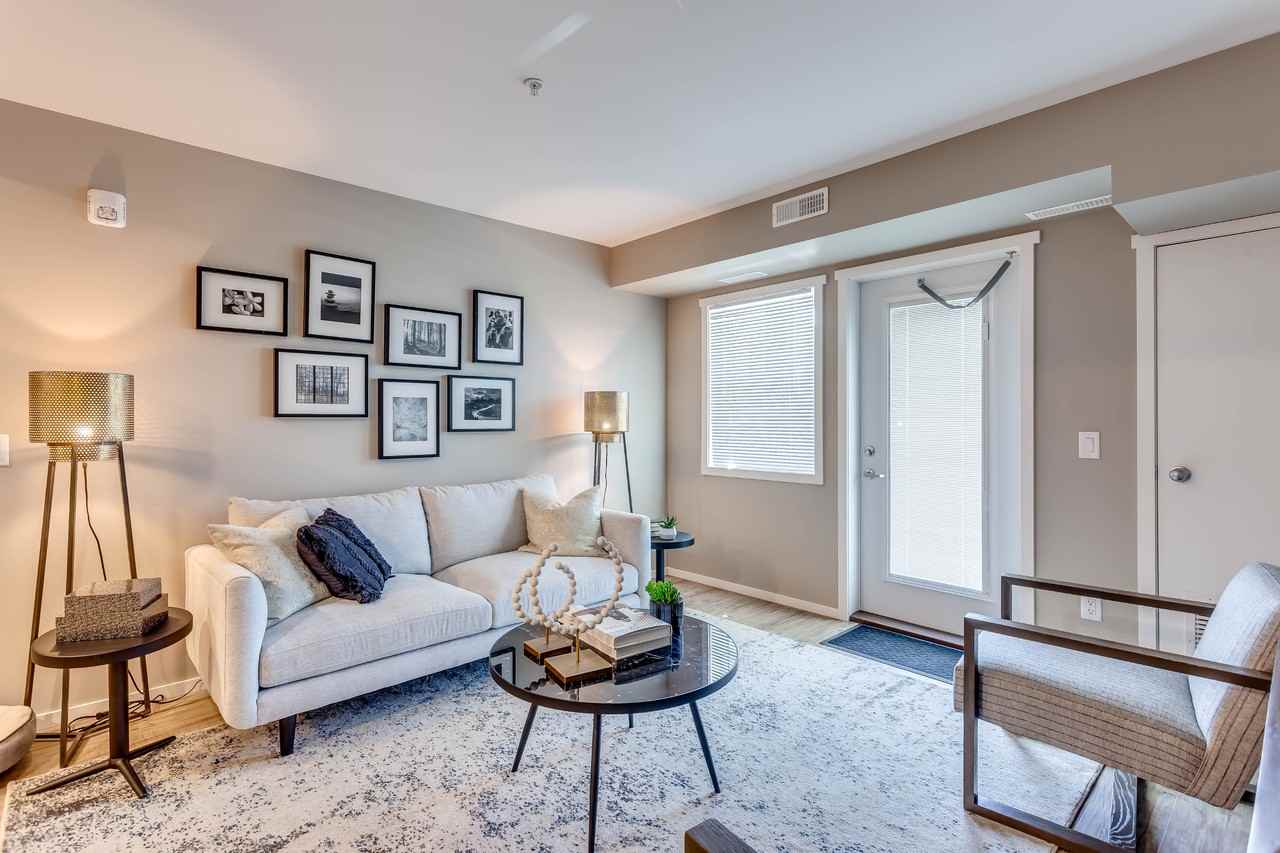 Livingston Heights - Photo 7 of 21