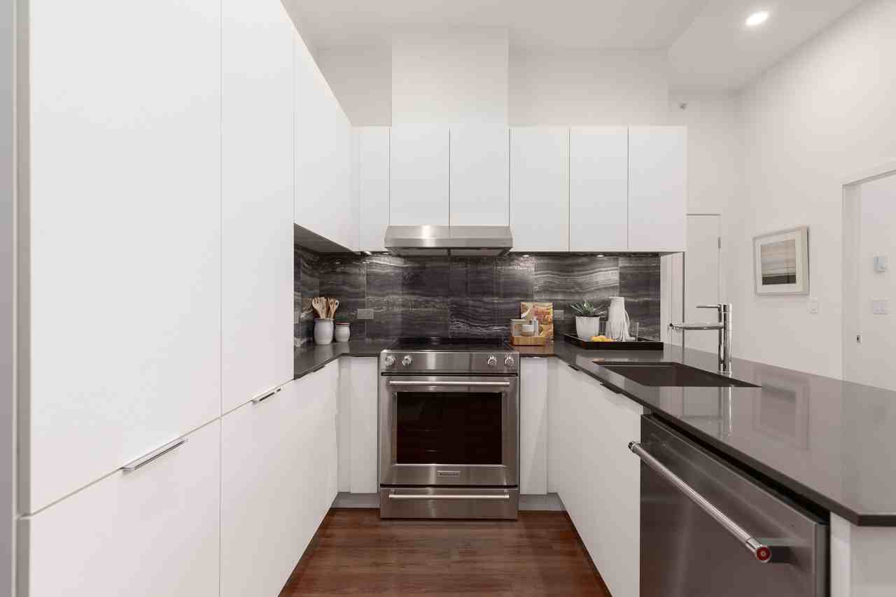 Everlea Apartments - Photo 2 of 25