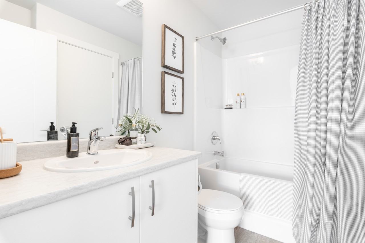 Hub at Pacific Station - Photo 6 of 13