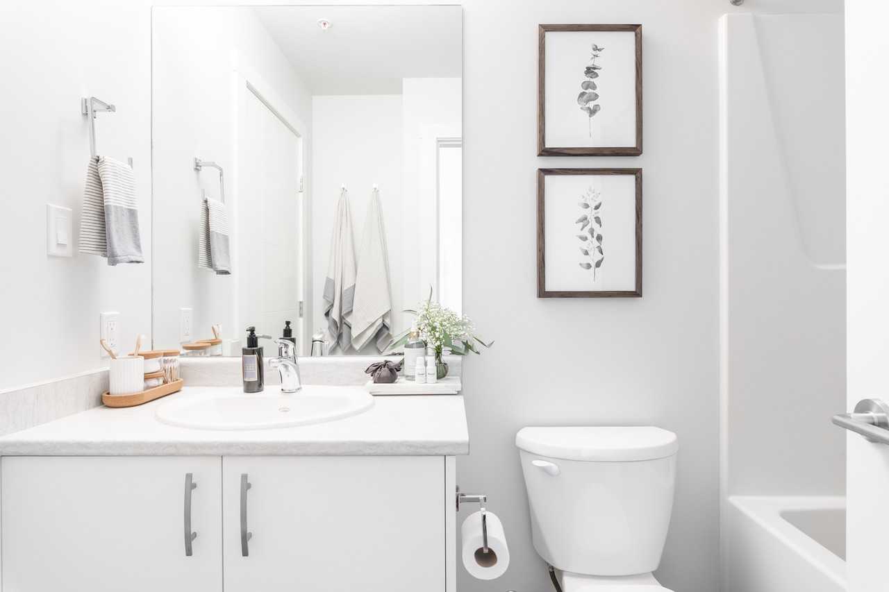 Hub at Pacific Station - Photo 7 of 13