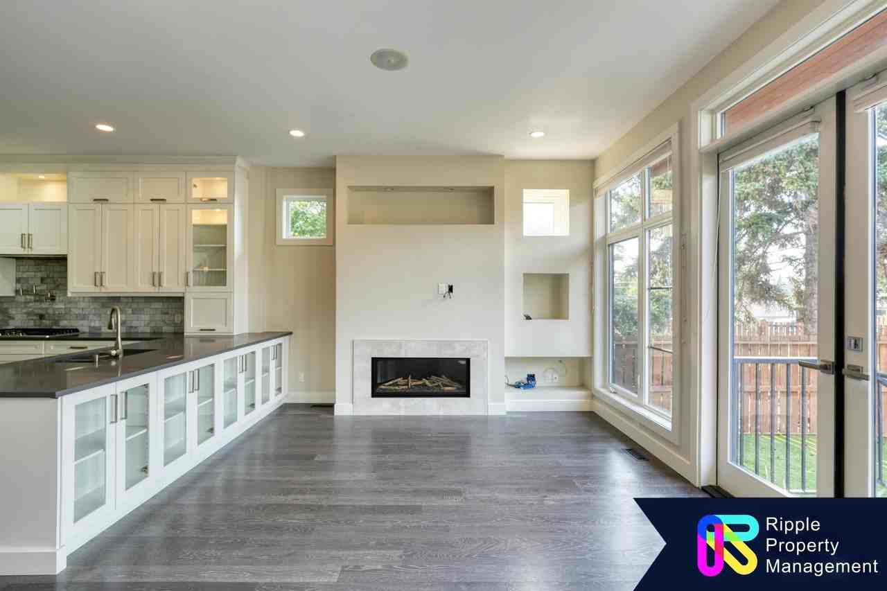 11 Hendon Drive NW, Calgary - Photo 5 of 24