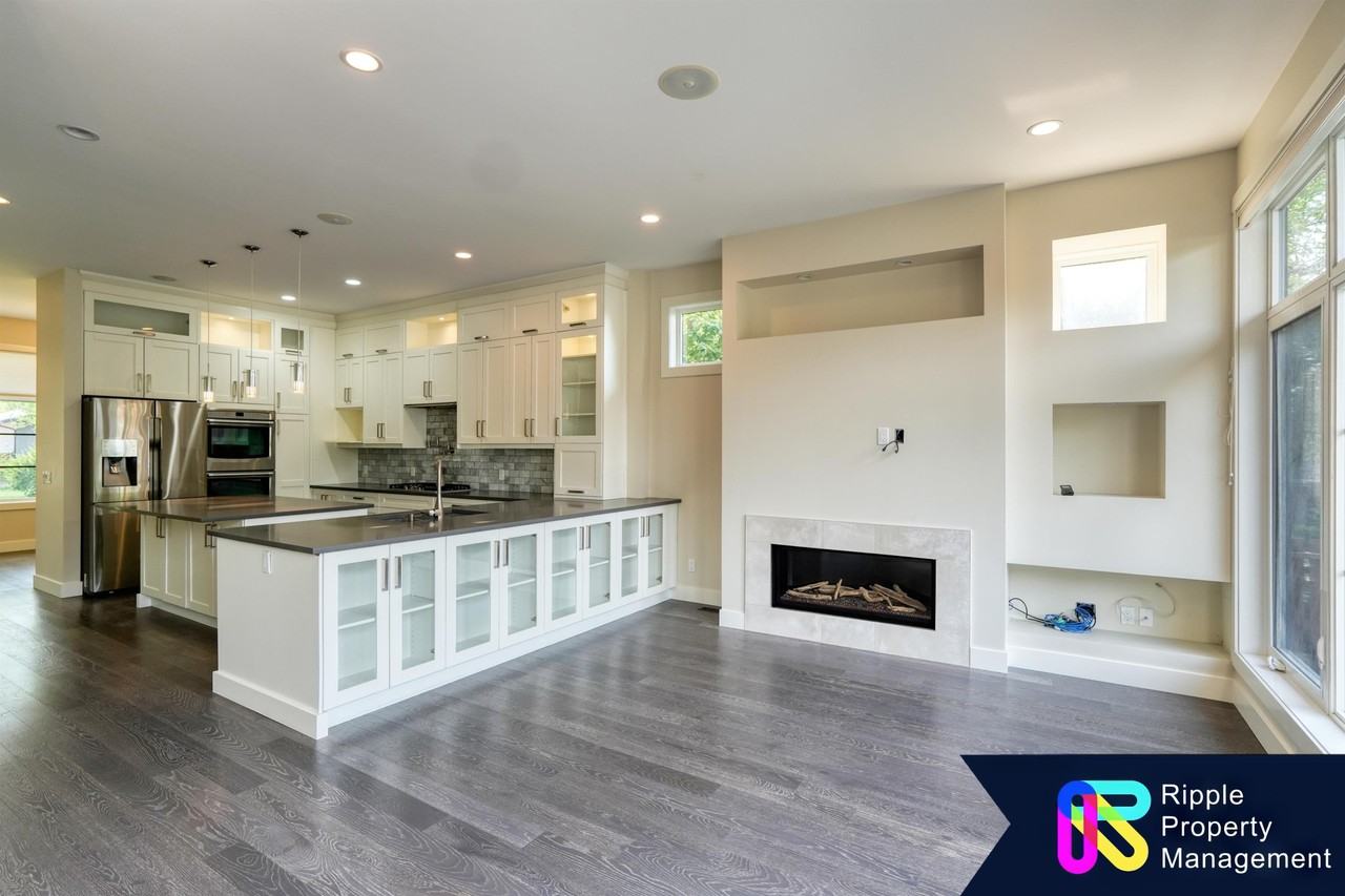 11 Hendon Drive NW, Calgary - Photo 6 of 24