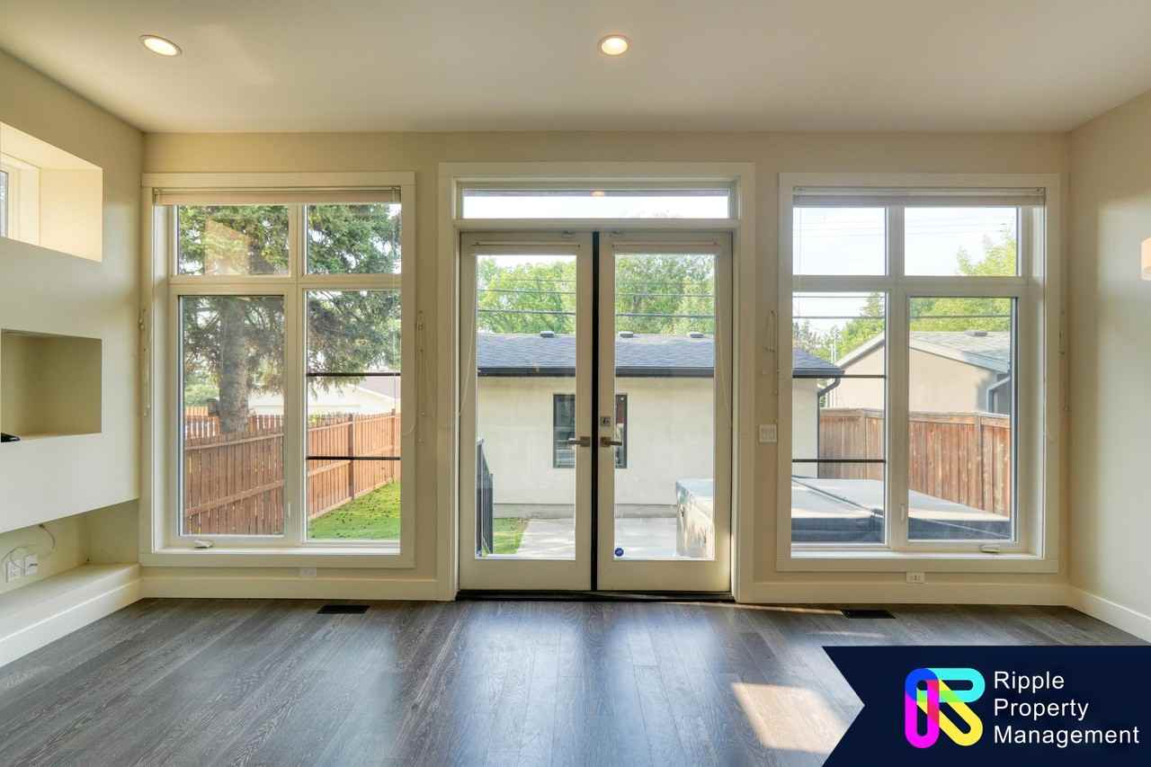 11 Hendon Drive NW, Calgary - Photo 7 of 24