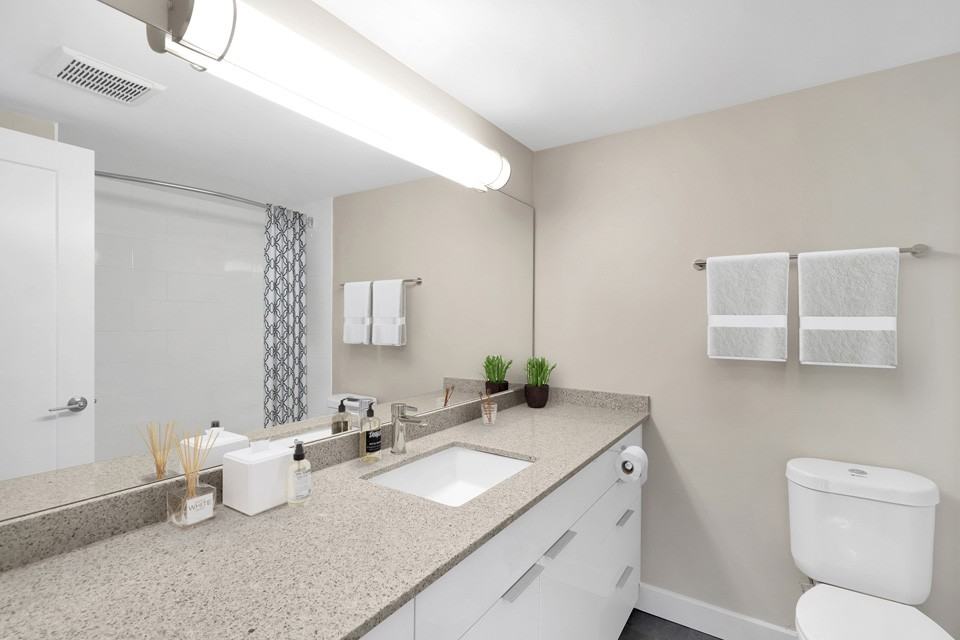 Bayview Gardens - Photo 7 of 20