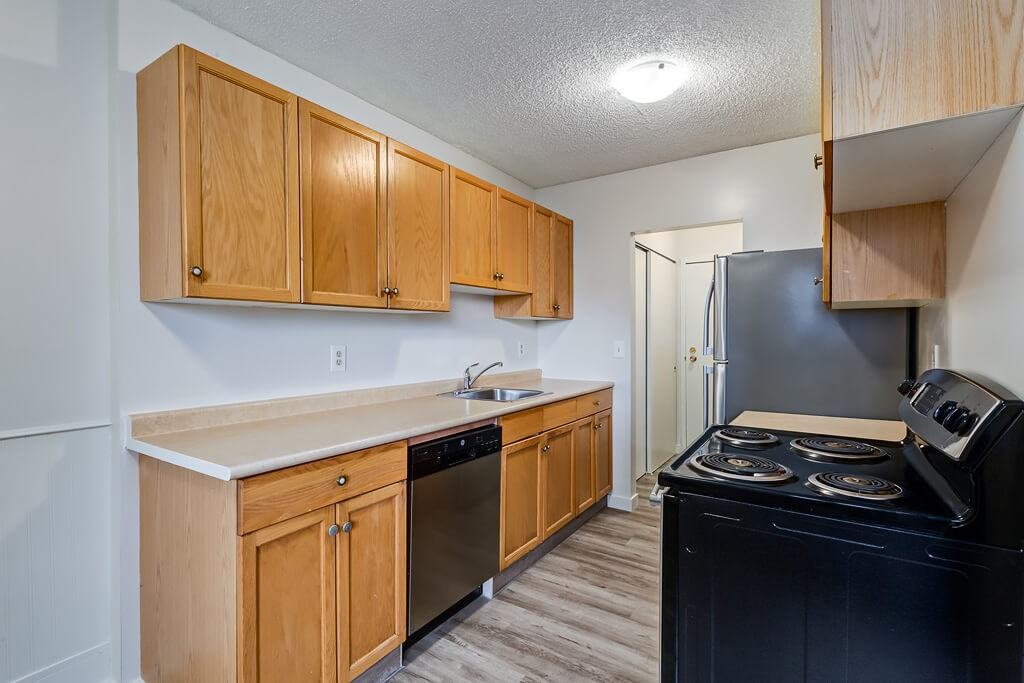 Kleisinger Manor - Photo 5 of 19