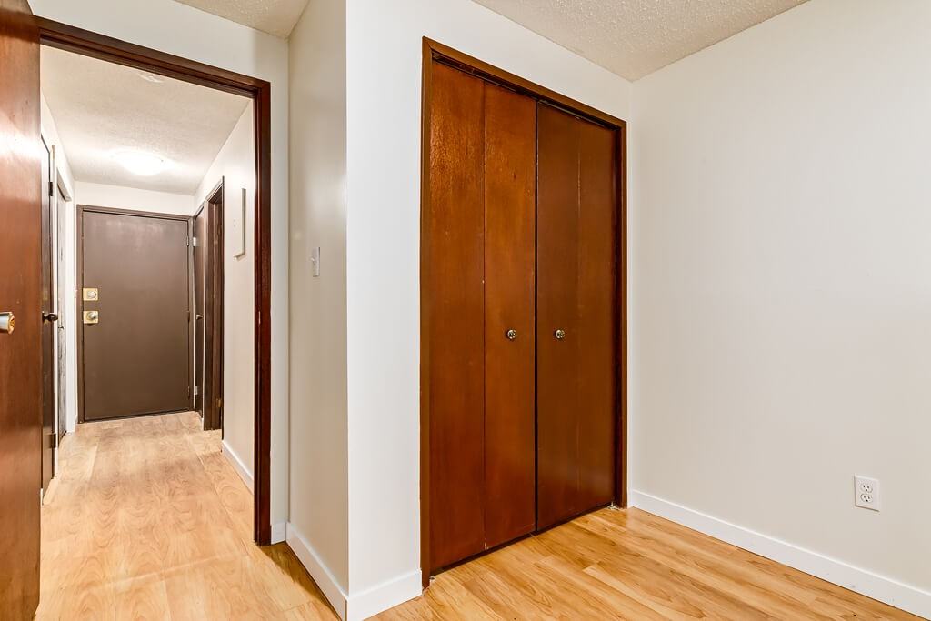 Lorrington Place - Photo 7 of 24