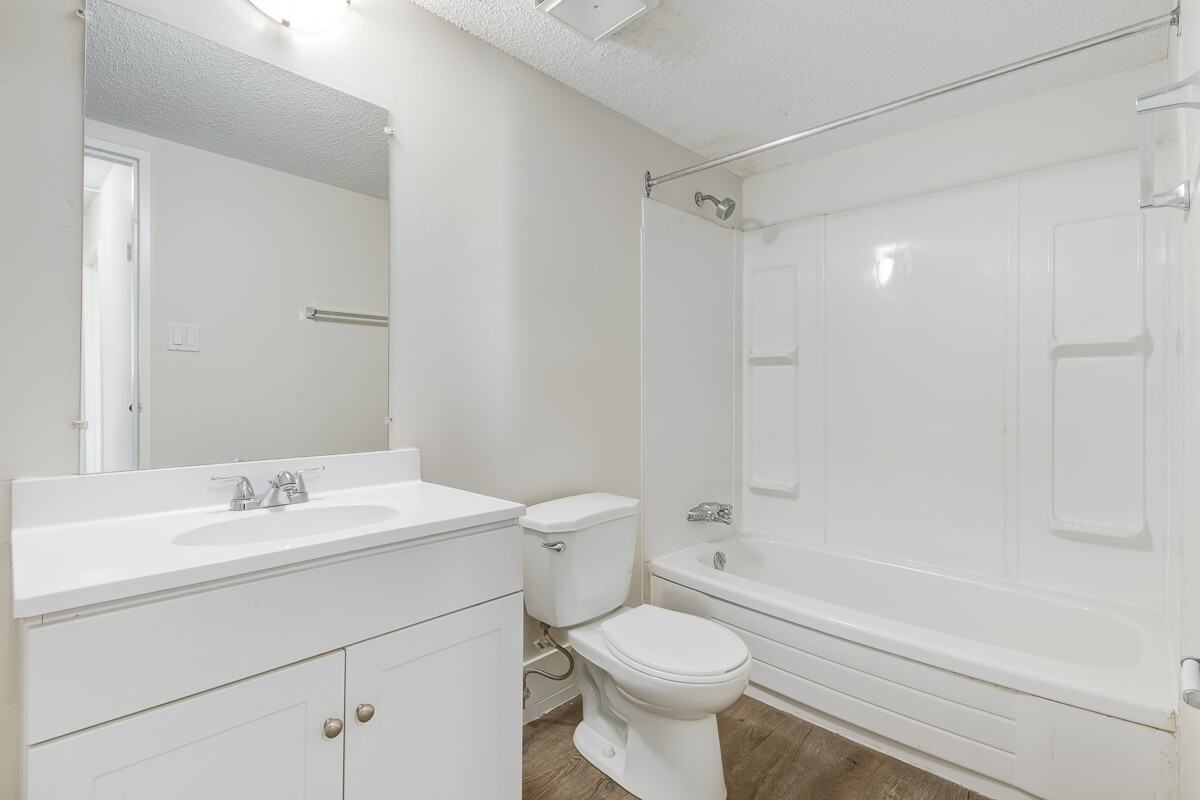 Matheson Place - Photo 7 of 28