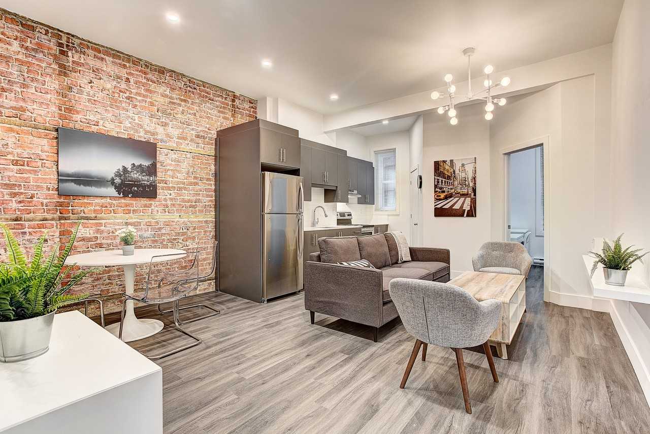 Le Levis - Photo 3 of 50