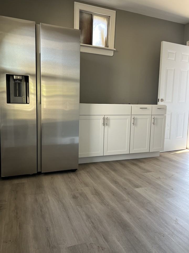 726 Henderson Ave #1 - Photo 7 of 10