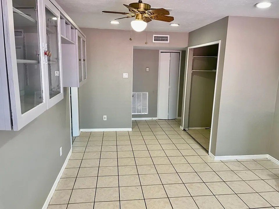 2111 Croft Rd #1 - Photo 7 of 20