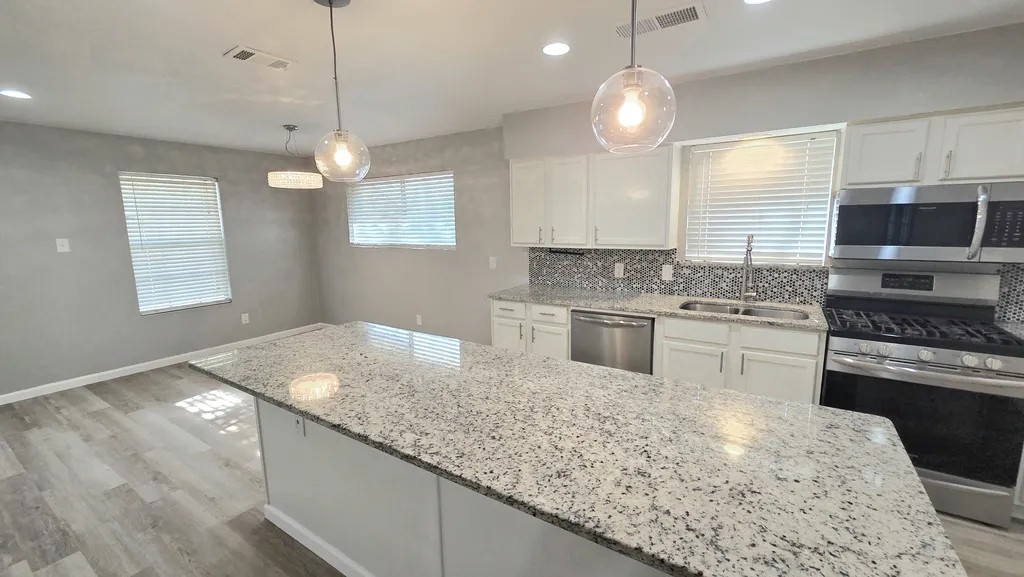 Dazzle Dr #1 - Photo 3 of 19