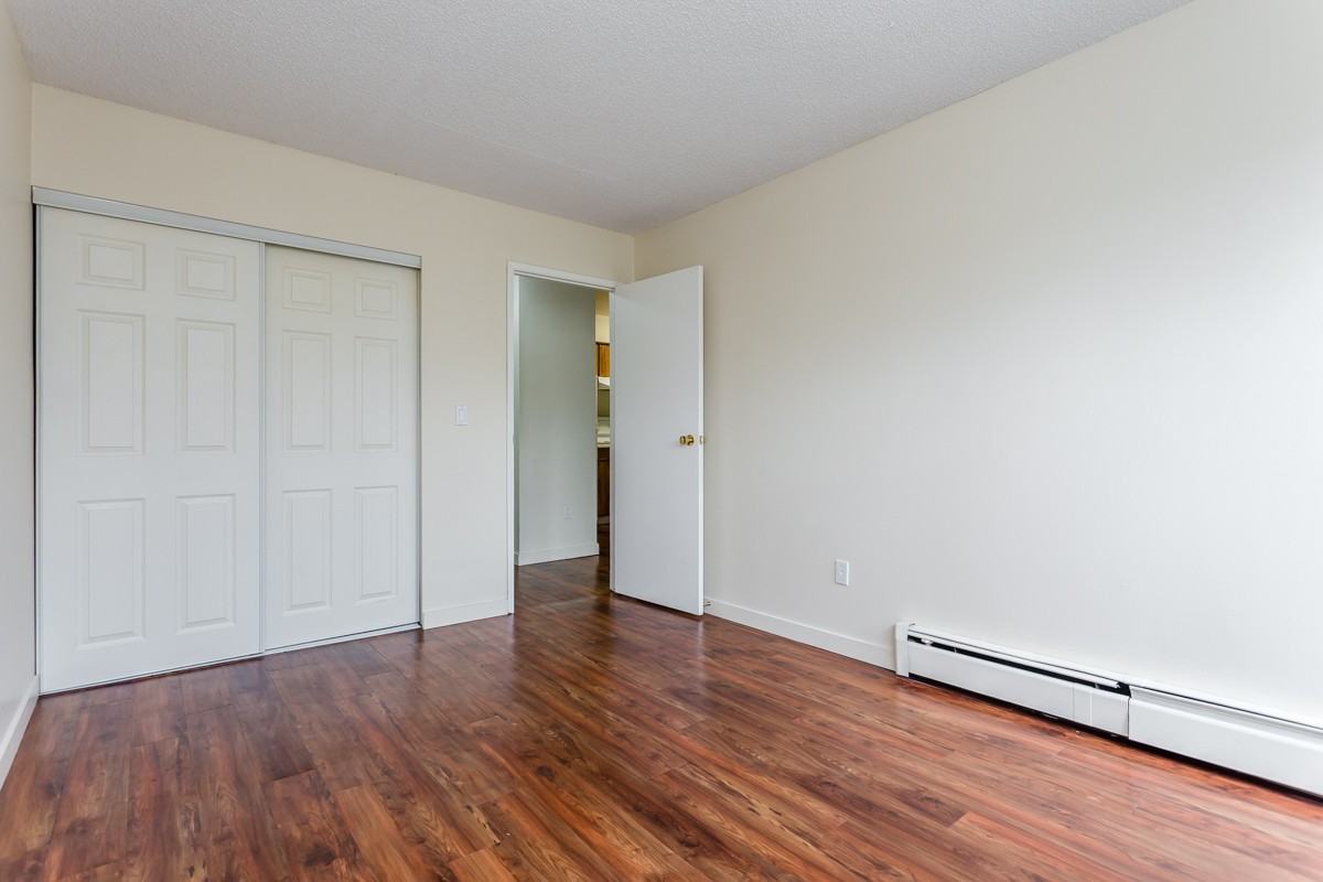 McLean Apartments - Photo 5 of 8