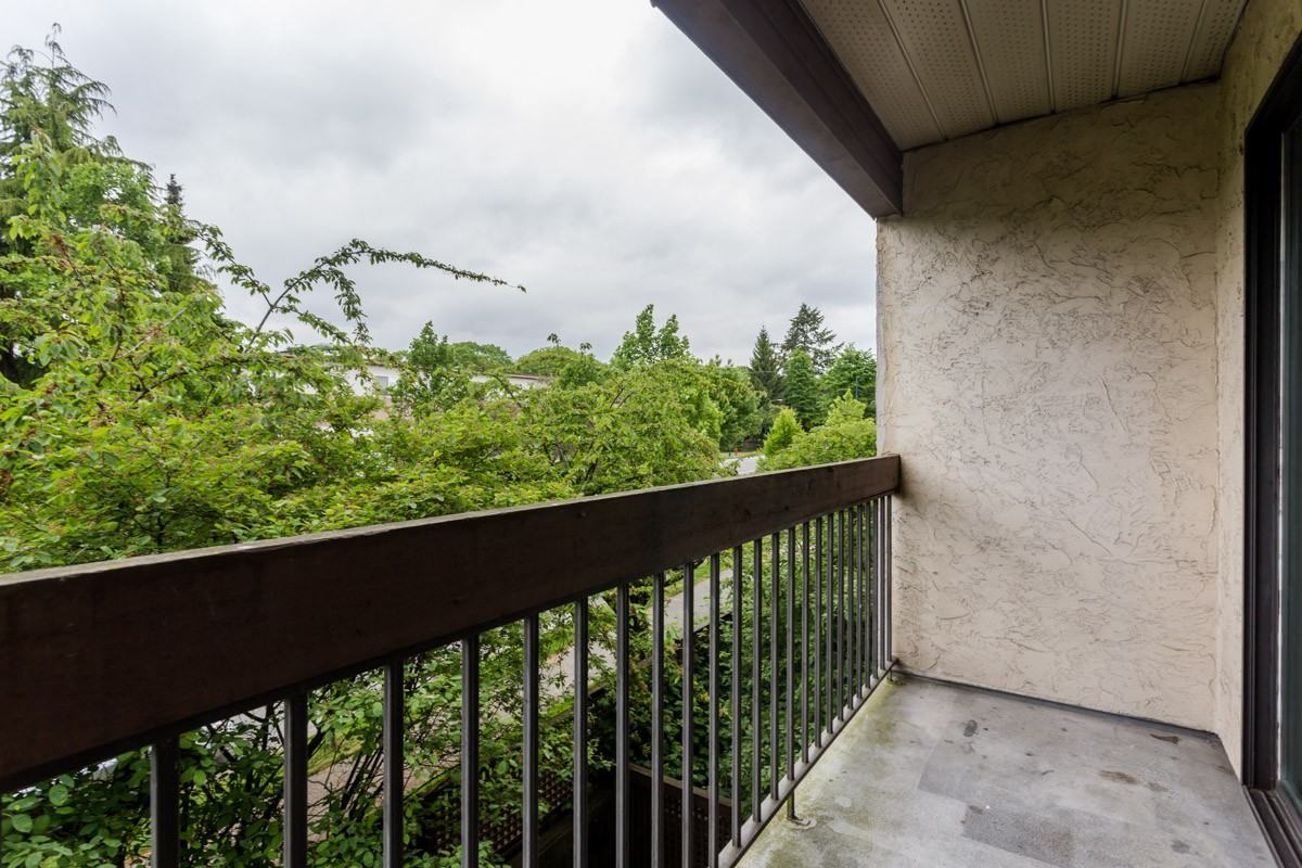 McLean Apartments - Photo 7 of 8