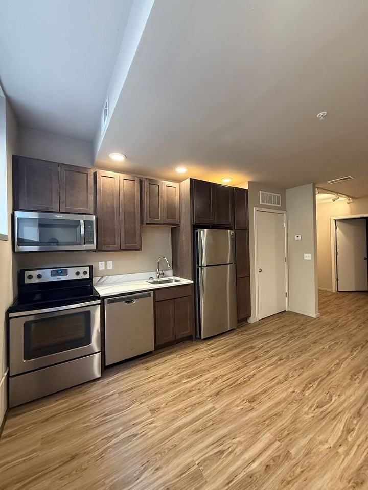 NICO - Photo 6 of 36