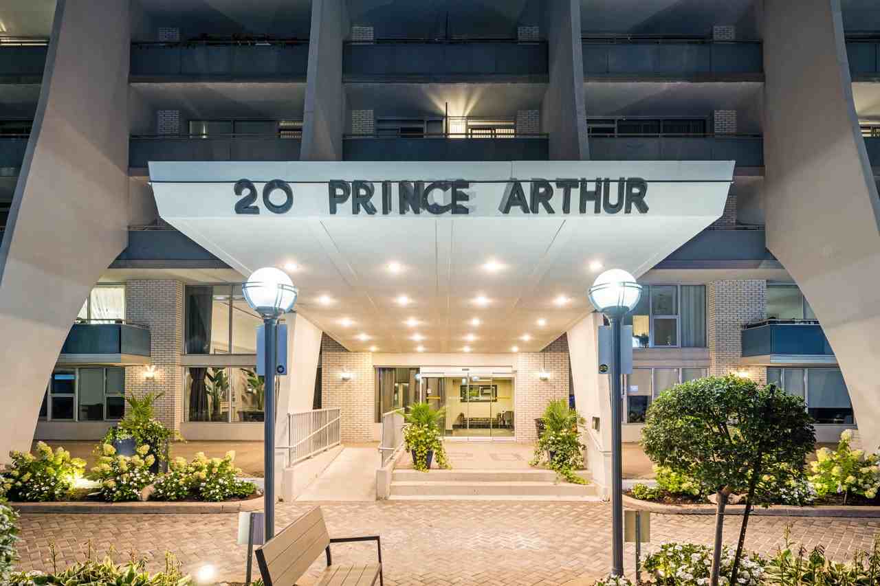 Prince Arthur - Photo 3 of 42