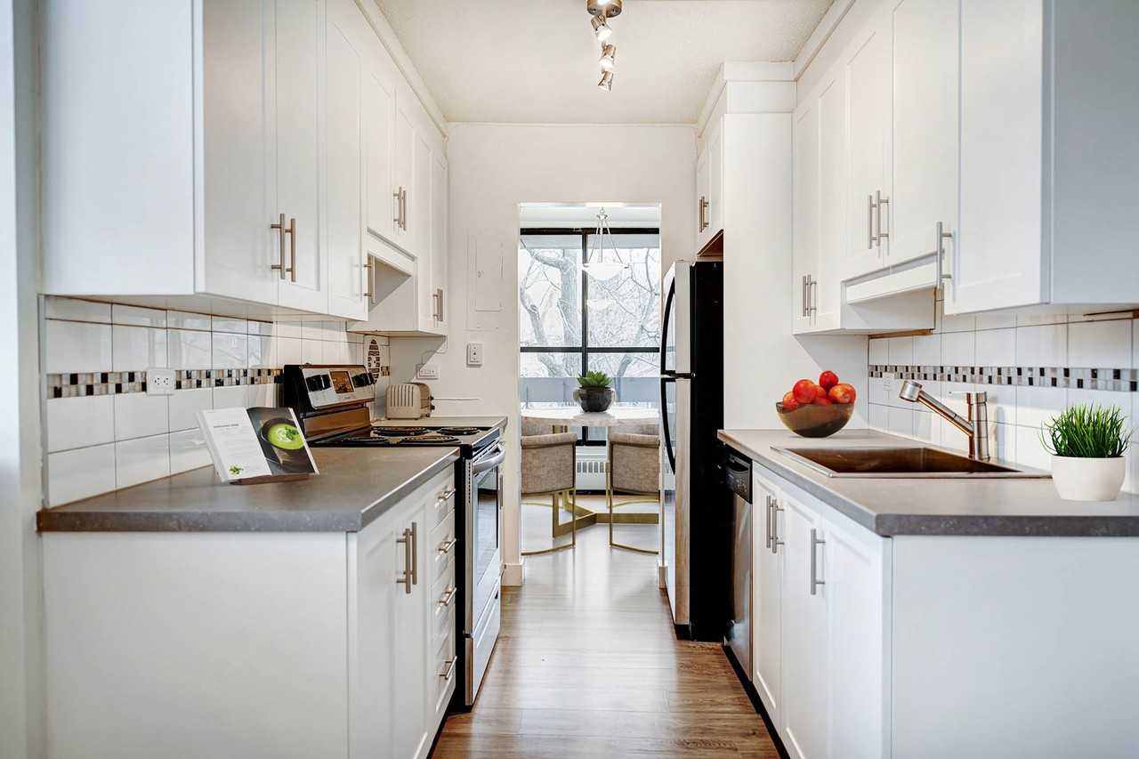 PH 2 - 6 - Photo 2 of 20