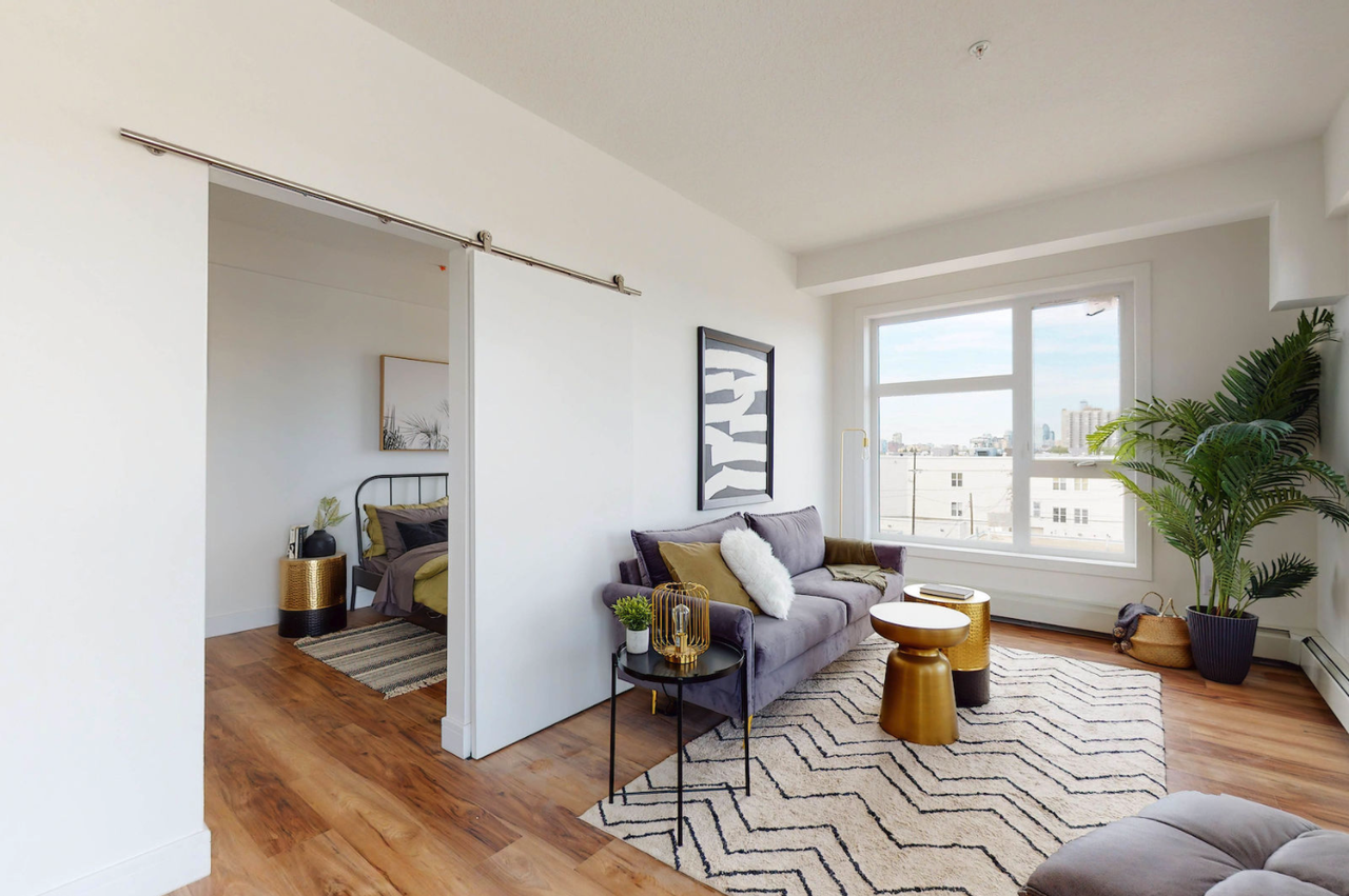 @81 on Whyte Residential - Photo 7 of 15