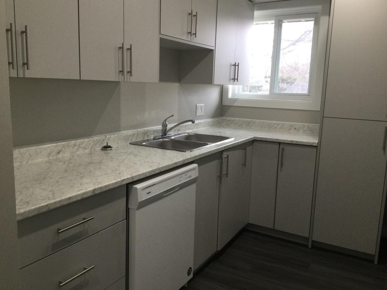 Wharncliffe Rd. N. 232 - Photo 7 of 16