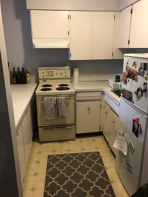 3570 East Hastings St - Photo 3 of 20