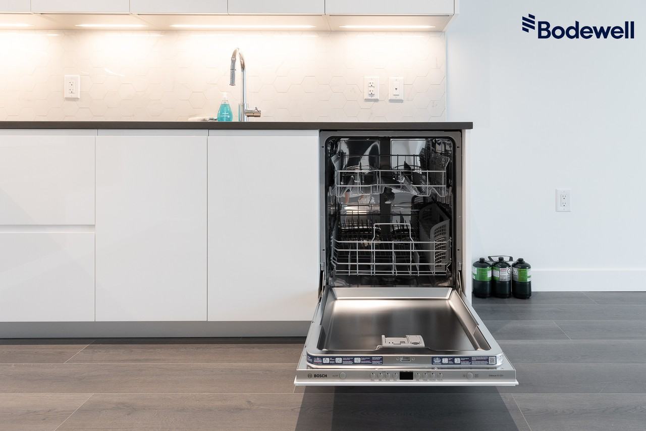 Fraser Commons at Marine - Photo 5 of 18