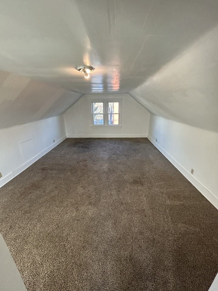 427 N Liberty St #1 - Photo 7 of 13