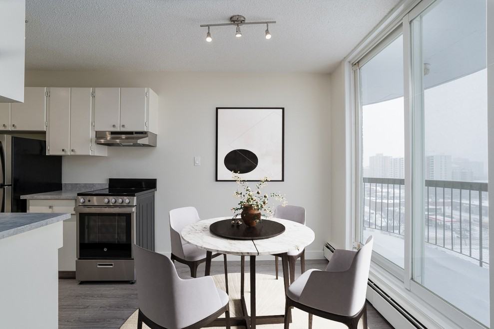 Deville Apartments - Photo 5 of 11