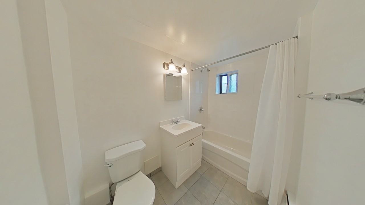 36 Thorncliffe Park Drive - Photo 7 of 50