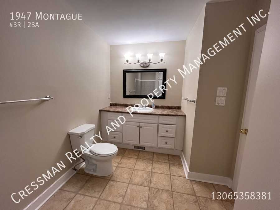 1947 Montague - Photo 6 of 11