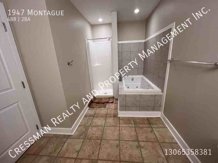 1947 Montague - Photo 7 of 11