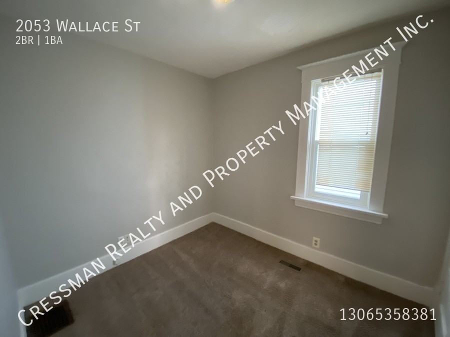 2053 Wallace St - Photo 5 of 6