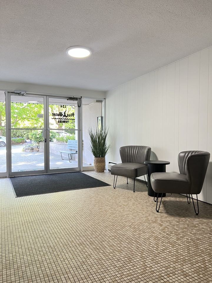 Blue Water Towers - Photo 4 of 9