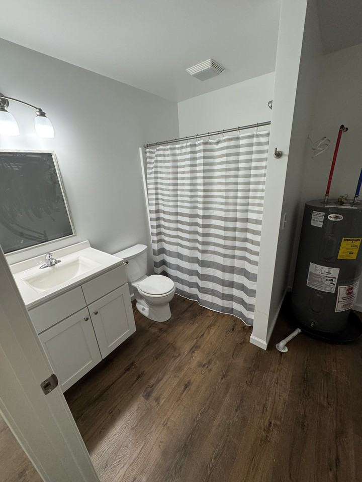 45 Point Dr #102 - Photo 4 of 5