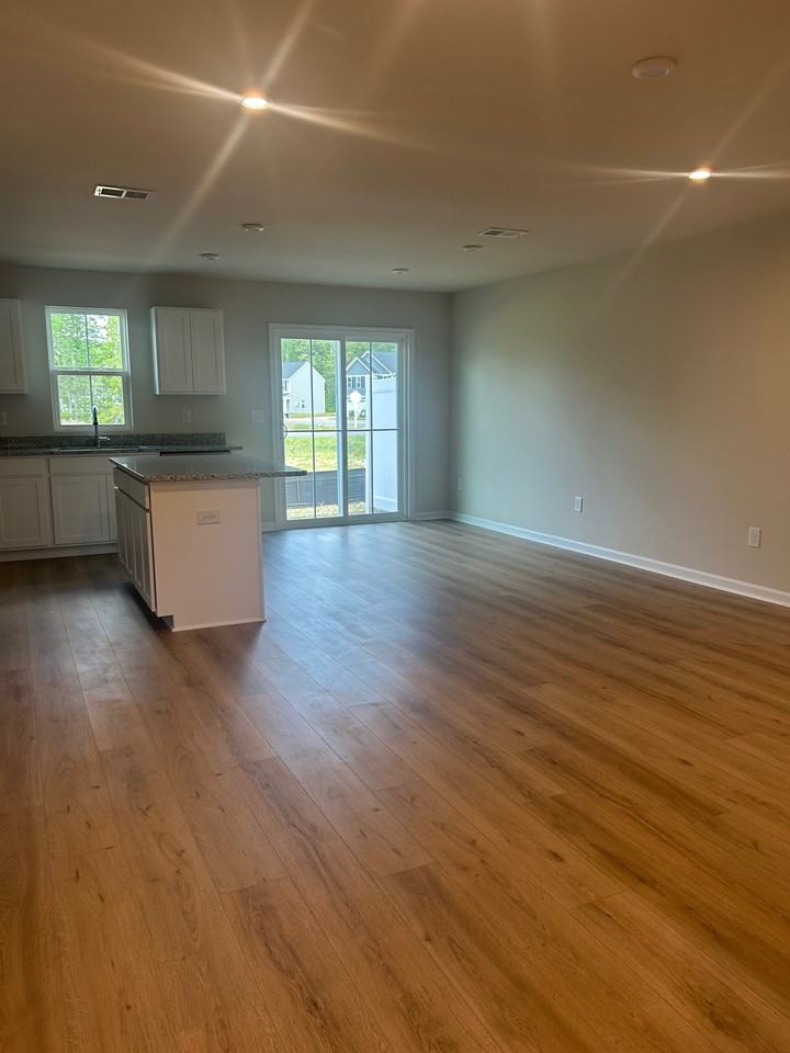 284 Meadows Drive #A - Photo 3 of 29