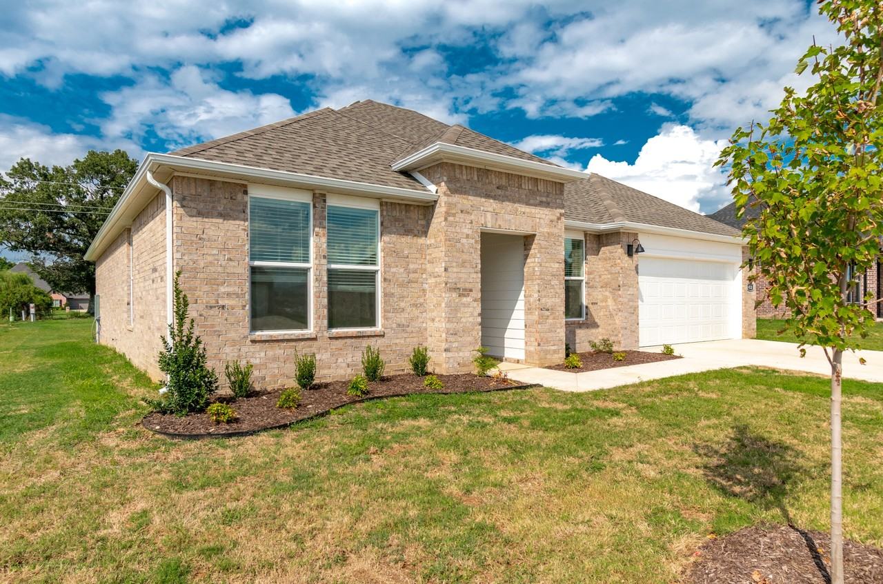 416 W Gosling Islw Rd #1 - Photo 2 of 24