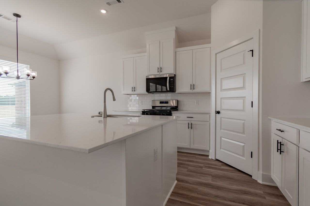 569 West Gosling Isle #1 - Photo 4 of 23