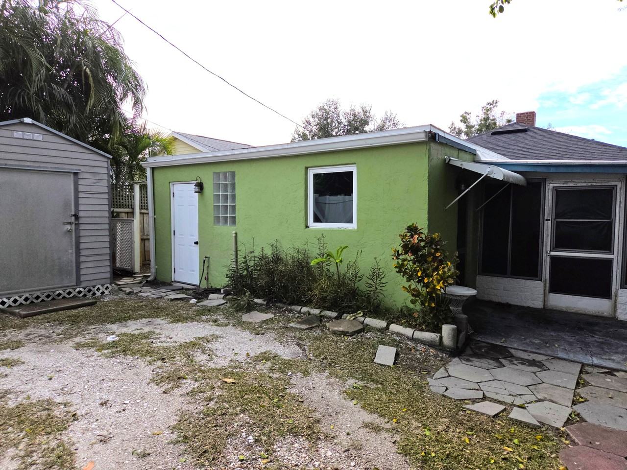 2808-E Clinton Street South - 2808-E Cottage - Photo 2 of 26