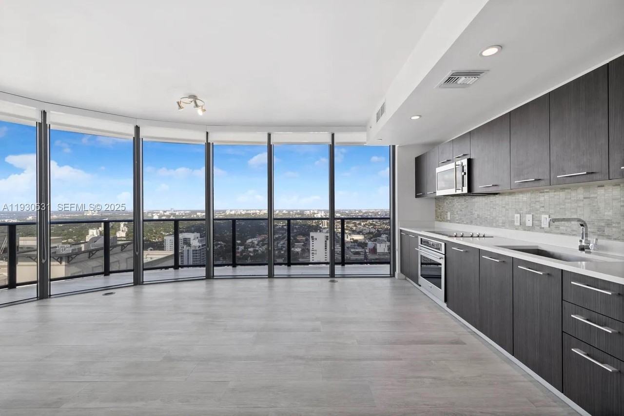 SW 10th St & S Miami Ave - Photo 2 of 17