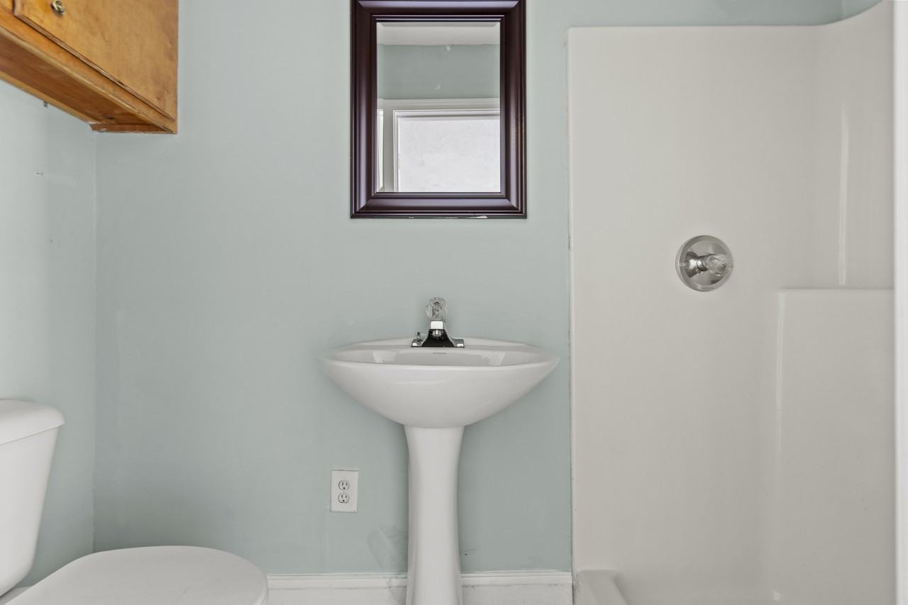 172 S Aiken Dr #1 - Photo 7 of 21