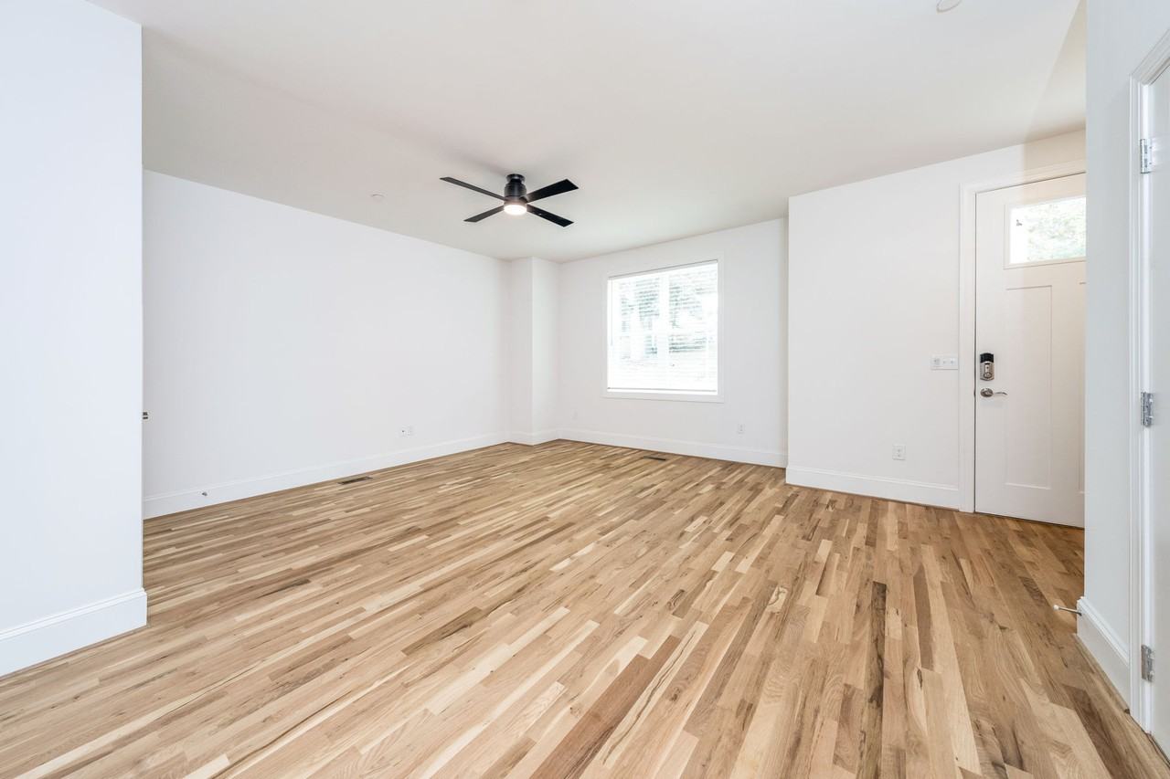 3800 Sperry Land Ct #1 - Photo 5 of 28