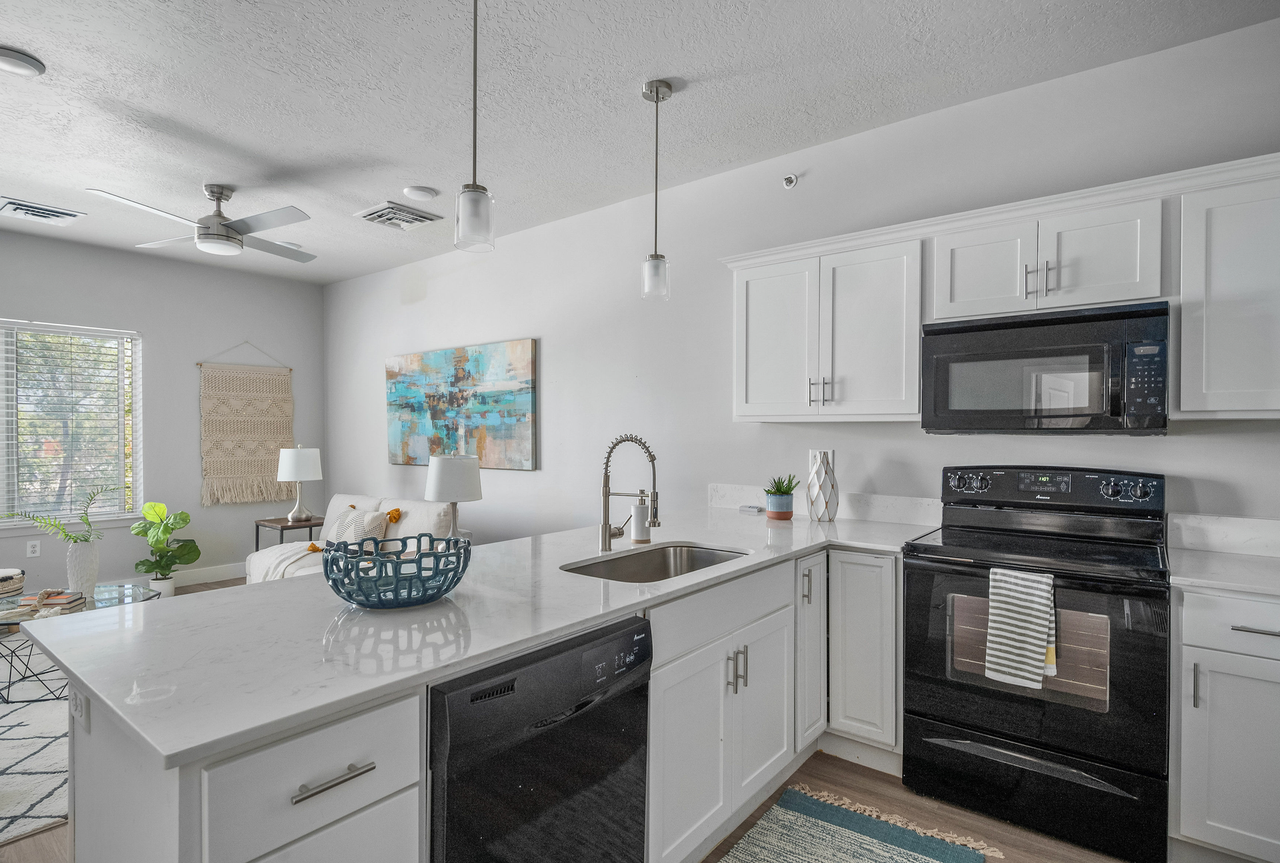 Grand at Midvale - Photo 5 of 22