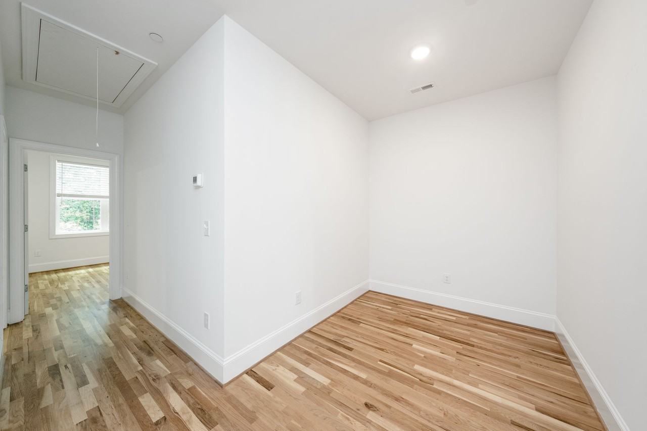 3810 Sperry Land Ct #16 - Photo 6 of 31