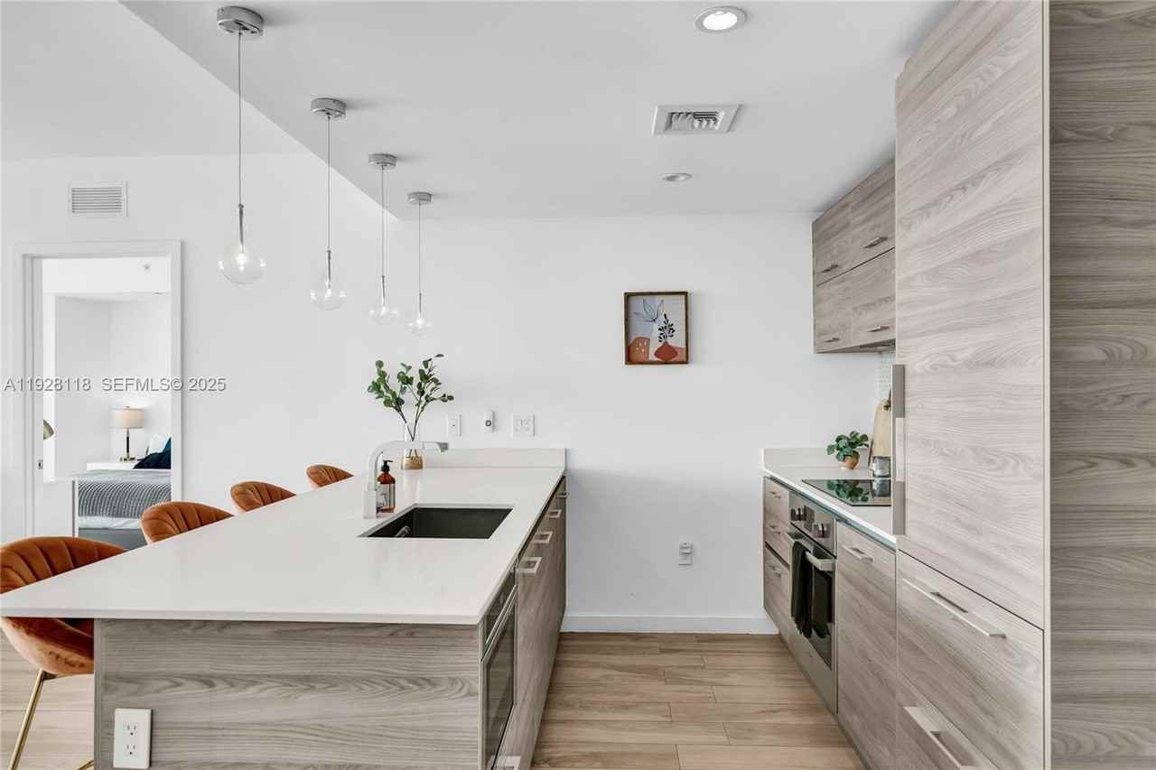 SW 13th St & S Miami Ave - Photo 7 of 31