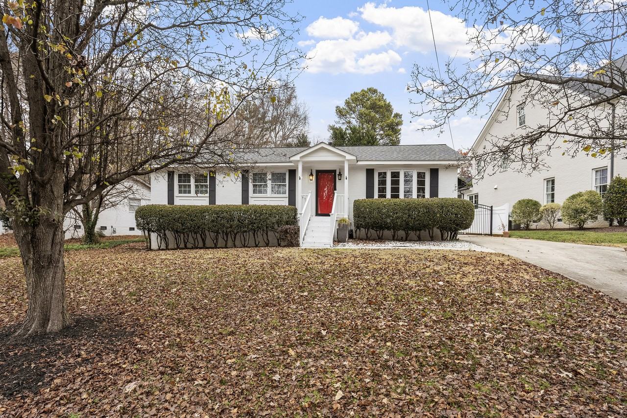 301 Latimer Rd #1 - Photo 3 of 34